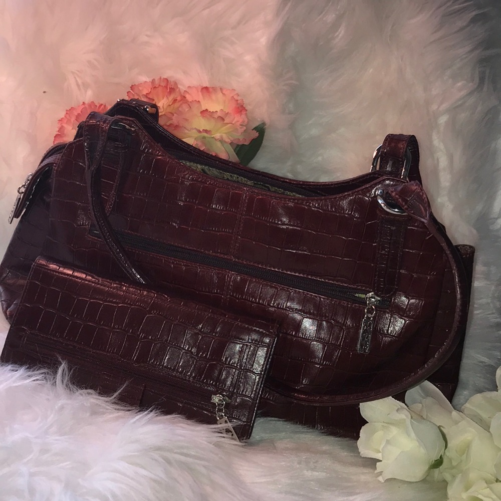 MAXX PURSE AND CLUTCH SET